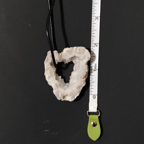 Natural druzy Agate Necklace - Picture 2 of 2